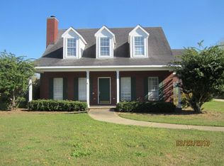 107 Destrehan Rd, Fairhope, AL 36532