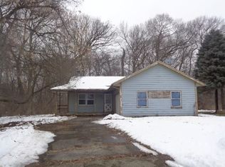 116 Centralia Pl NE, Poplar Grove, IL 61065