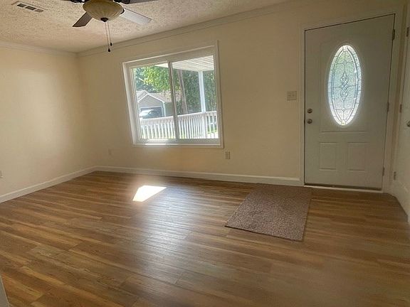 2nd image of 1080 Eastside Ln
