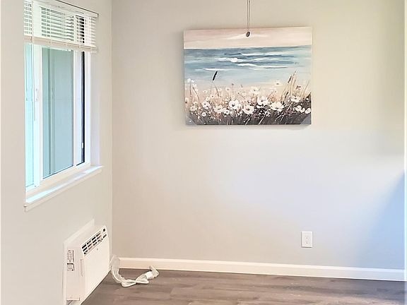 4th image of 940 Kiely Blvd Unit G
