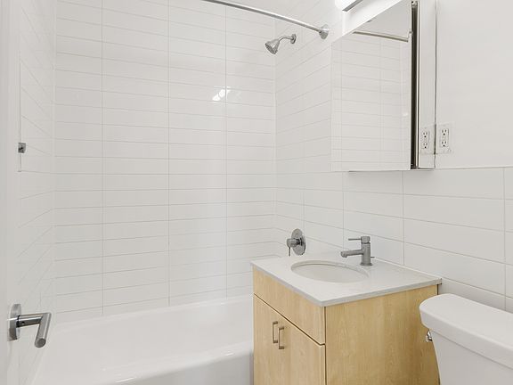 5th image of 30 W 141st St APT 12F