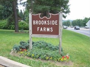 2002 Mohawk Rd, Pittsburgh, PA 15241