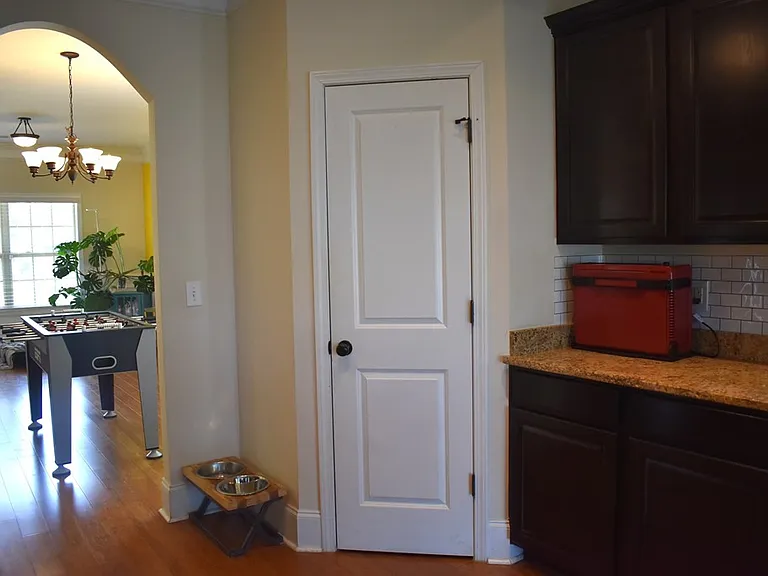 2190 Harborview Dr — Photo 7