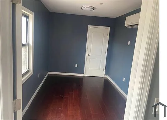 1041 Bryant Ave #2 — Photo 5