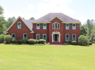 302 Timberland Dr, Cordele, GA 31015