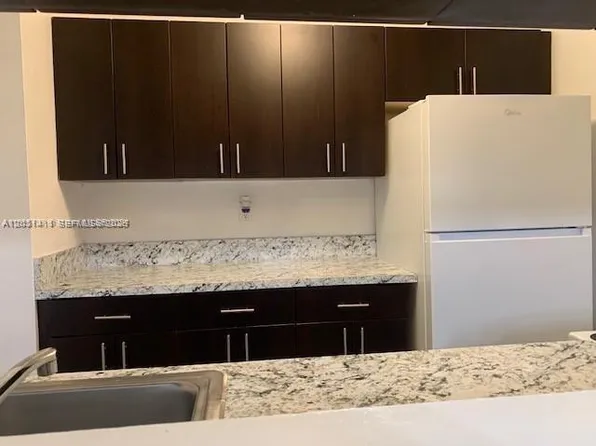 10801 SW 109th Ct APT D203, Miami, FL 33176
