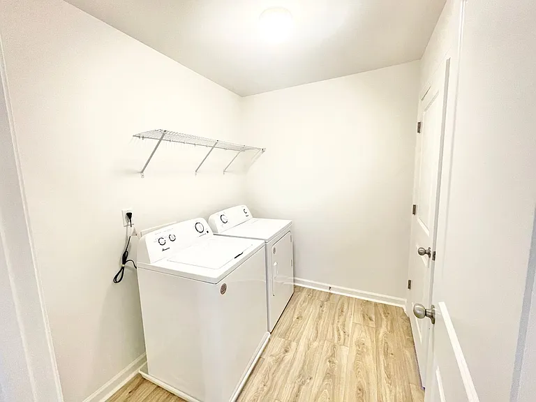 121 Gaelic Dr — Photo 11