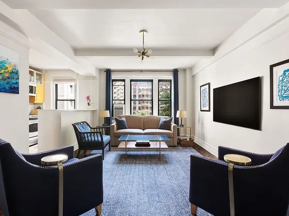 65 W 95th St #2EF, Manhattan, NY 10025