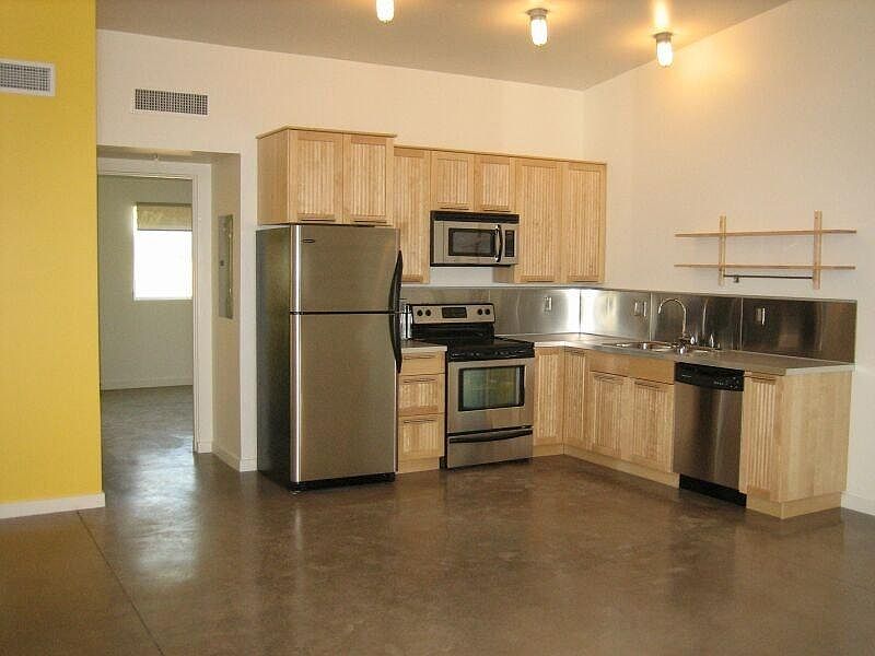 Kitchen living room area
