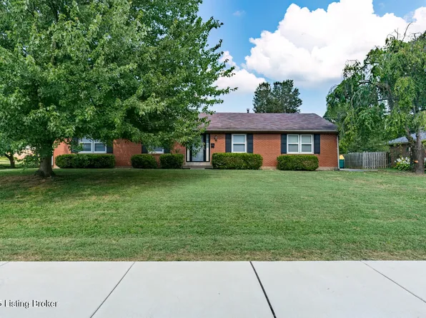 1415 Girard Dr, Graymoor Devondale, KY 40222
