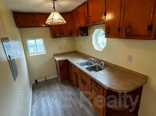 250 Hart Ave, Washington, PA 15301