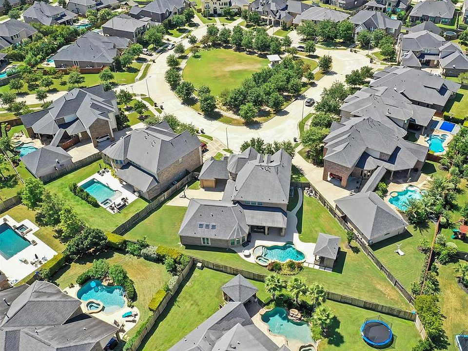 1st image of 27610 Maverick Run Ln