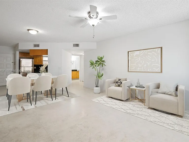 8373 Lake Dr #201 — Photo 1