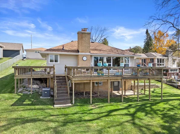 5730 North River Bay ROAD, Waterford, WI 53185