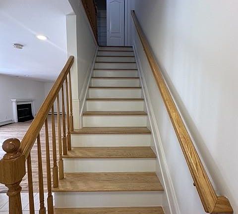 5th image of 37 Hickory Rd #A
