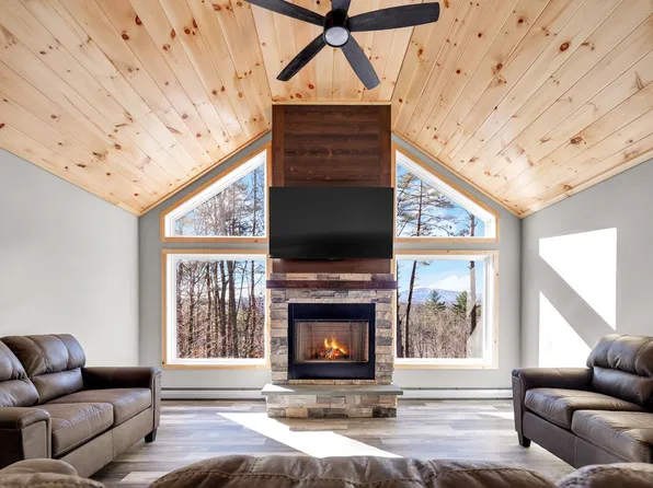 1016 Heald Road, Cavendish, VT 05142