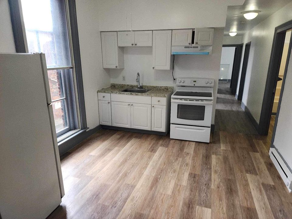 129 Central Ave Dunkirk, NY, 14048 Apartments for Rent Zillow