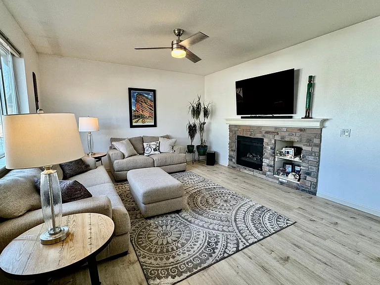 1518 Glacier Ave — Photo 4