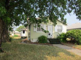 131 N Munsterman St, Appleton, MN 56208