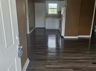 Lakefront Rentals ~ Duplexes, Tupelo, MS 38801