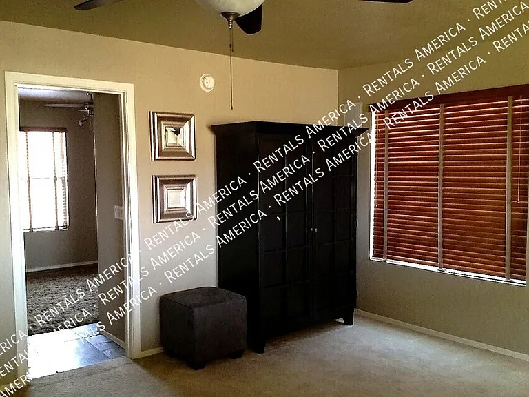 2402 E 5th St #1515 — Photo 11