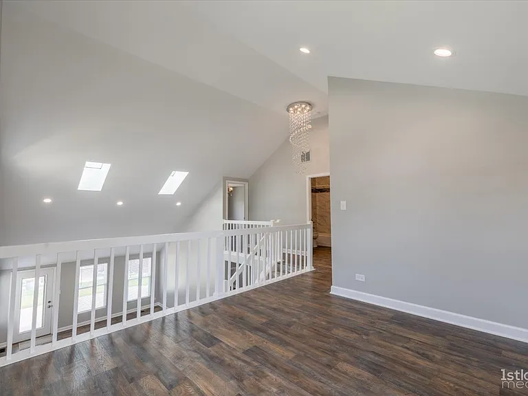 1801 Shetland Rd — Photo 9