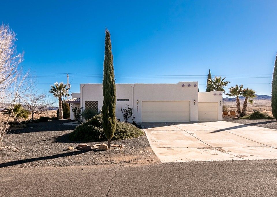 1st image of 10136 N Mano Dr