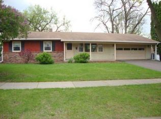 2480 14th Ave E, North St Paul, MN 55109