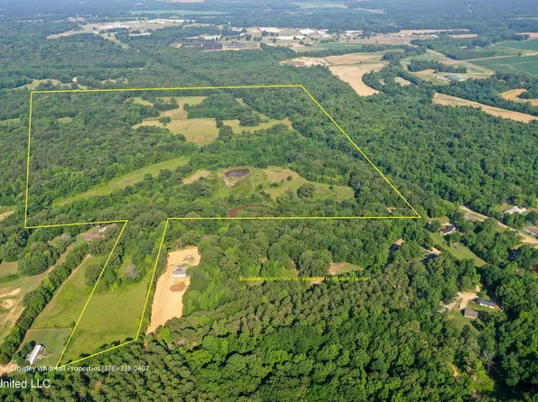 844 Harmon Rd, Batesville, MS 38606
