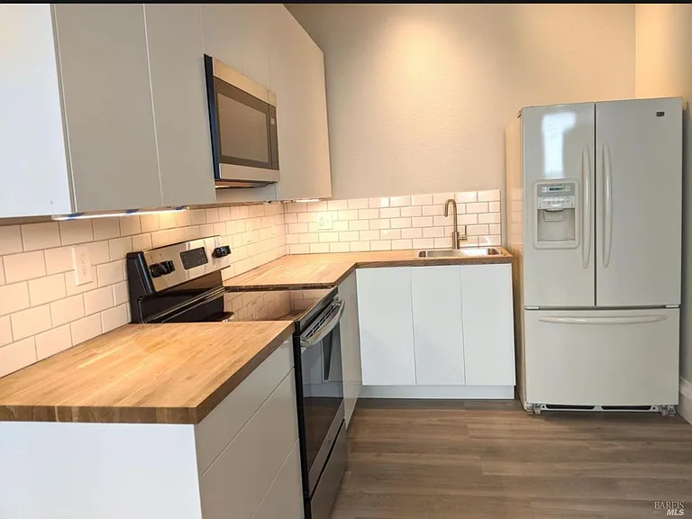 627 Maine St #627A — Photo 2