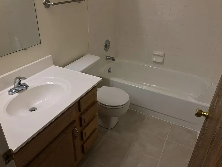 1420 Lake Pointe Way #8 — Photo 25