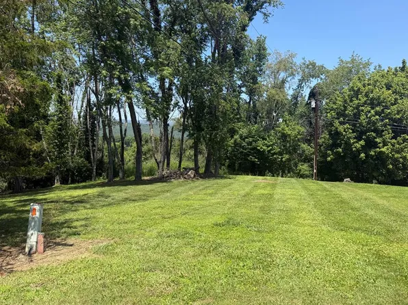 2652 Pats Ln, Saint Paul, VA 24283
