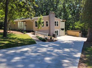 389 East Dr, Oak Ridge, TN 37830