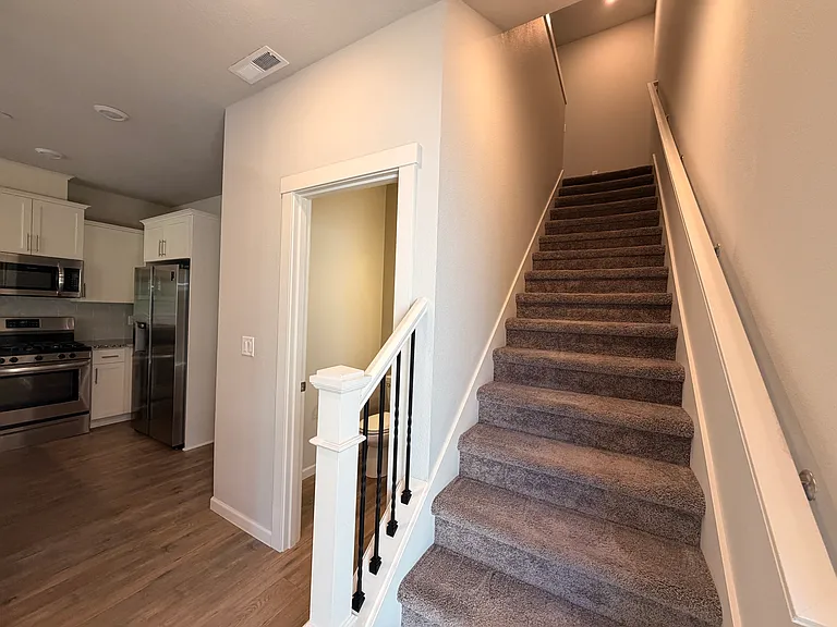 4300 S Laughing Water Cir — Photo 5