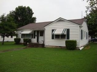 1944 S Main St, Carthage, MO 64836