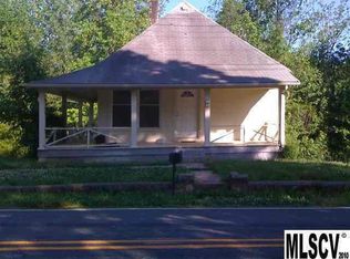 2377 S Center St, Hickory, NC 28602