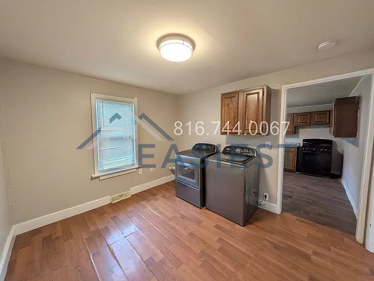1828 S 16th St — Photo 17