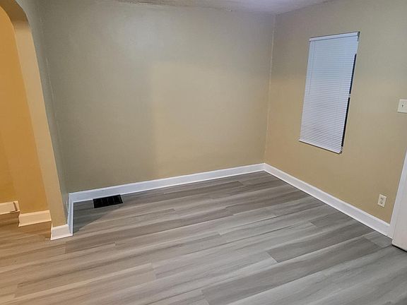 2nd image of 3057 N Gale St #3059