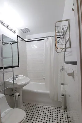 Rented by Halstead Real Estate | media 20