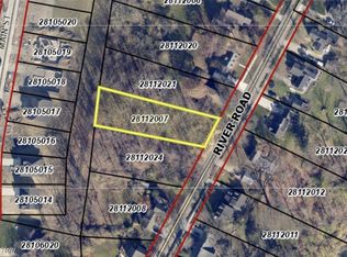 281-12 River Rd #7, Olmsted Falls, OH 44138