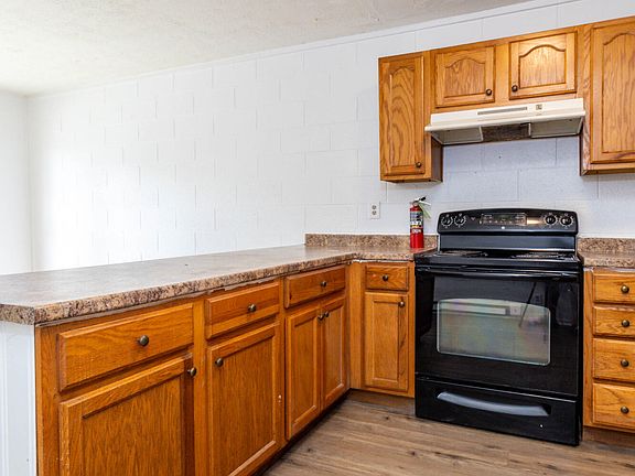 5th image of 2329 Dodson Ave