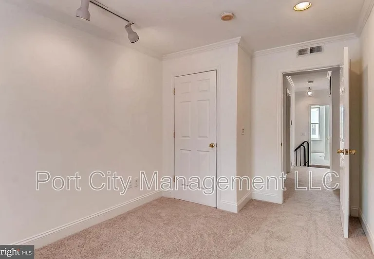 3202 Fait Ave — Photo 16