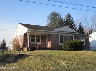 1704 Massachusetts Ave, Troy, NY 12180