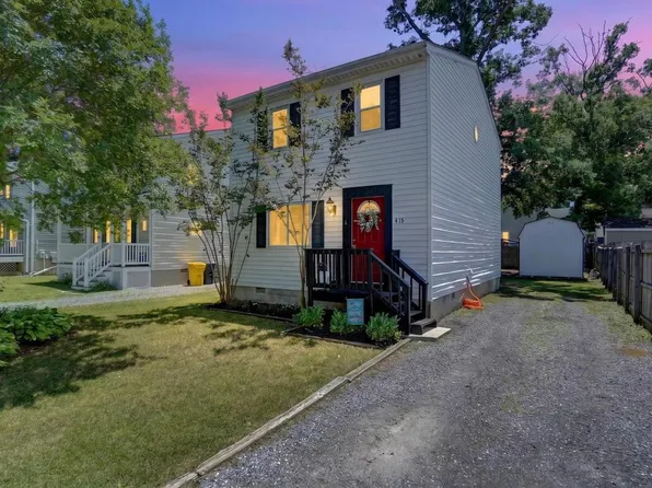 415 Fairmount Dr, Edgewater, MD 21037