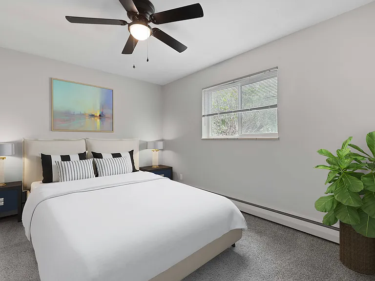 Nevada Villa Apartments — Photo 6