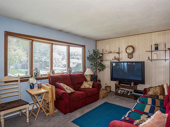4th image of 46 Neptune Ave