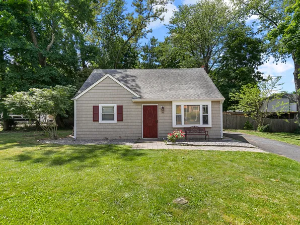 31 Glen Haven Road, New Haven, CT 06513