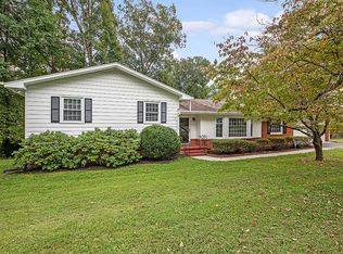 2404 Globe Dr, Knoxville, TN 37912