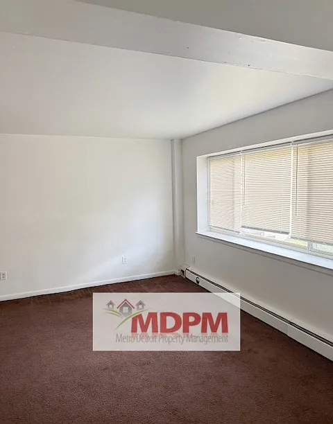 2 bed, 693 sqft, $750 — Photo 2