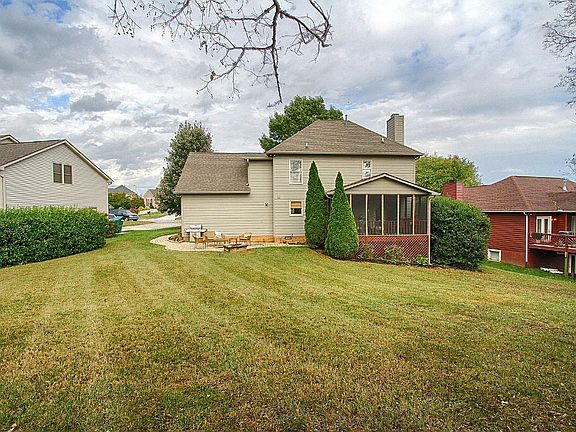 5th image of 8245 Elm Hill Cir